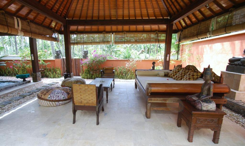 Puri Mas Spa Resort Mangsit Luaran gambar